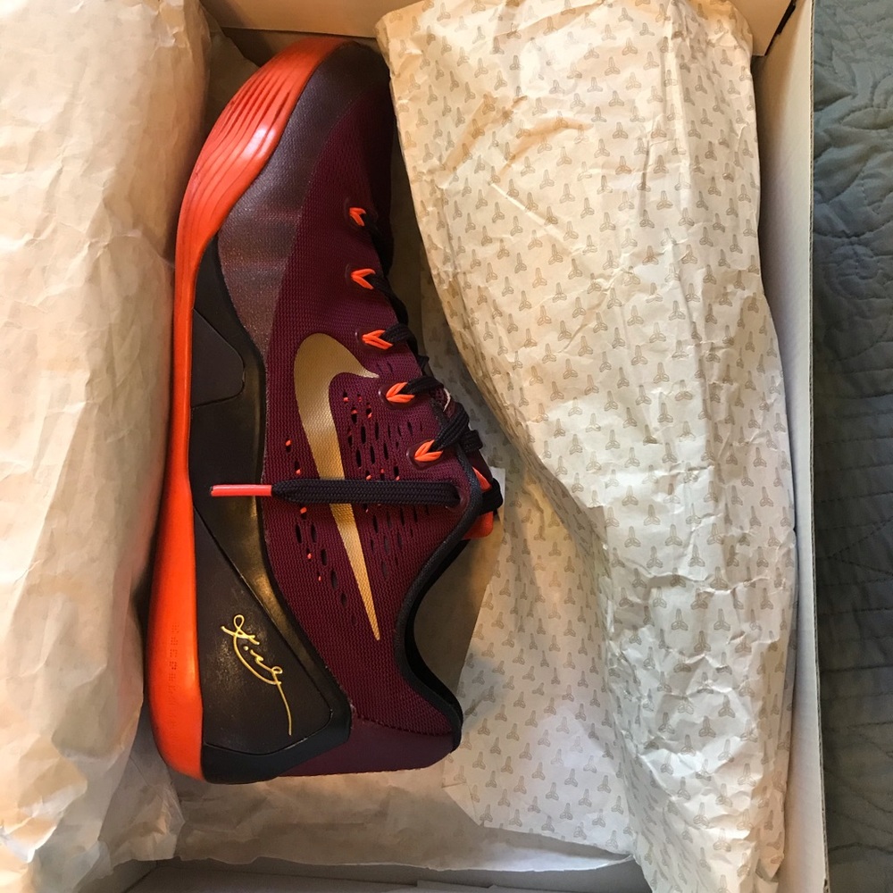 Kobe 9 deep garnet